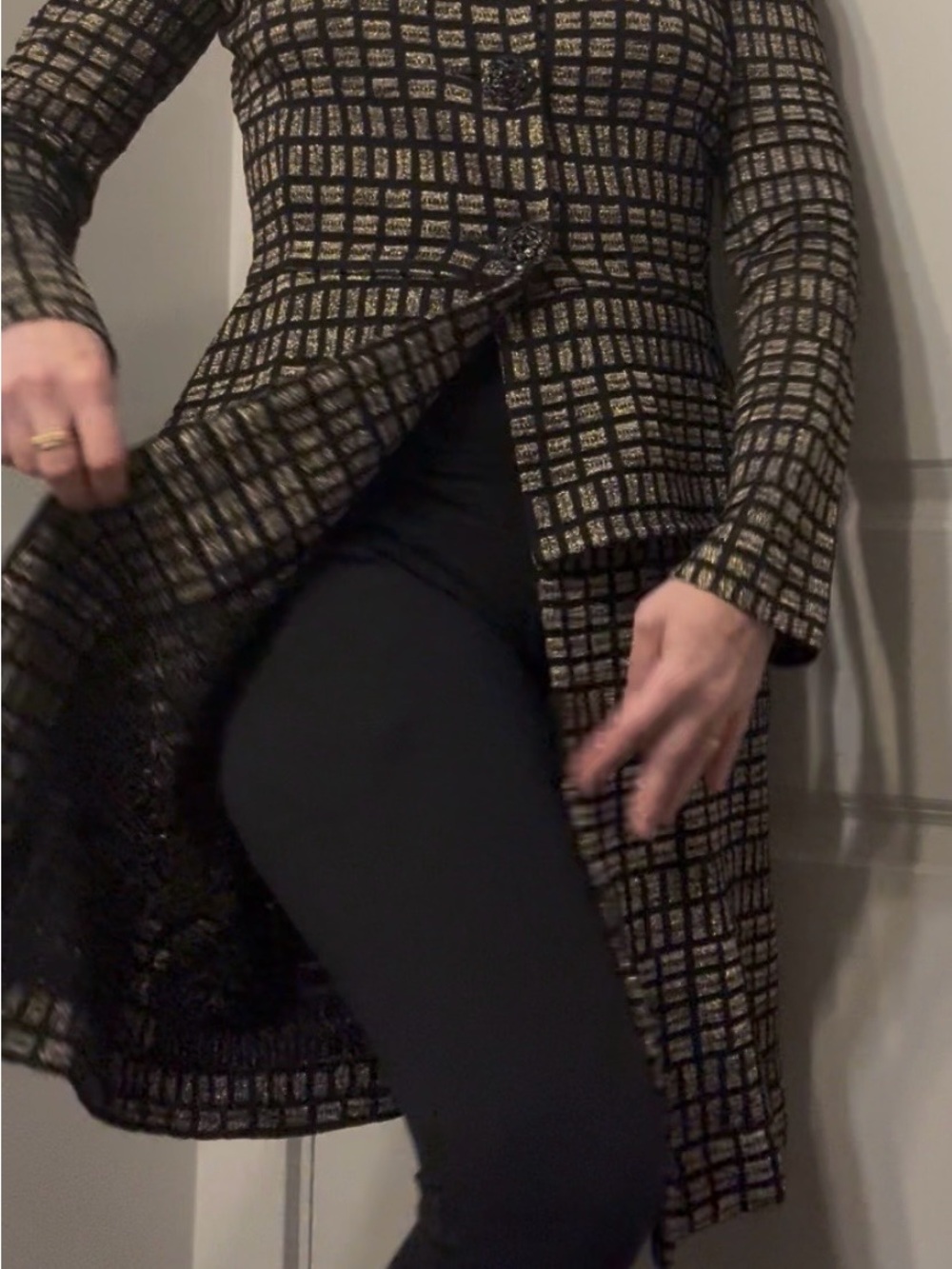 RARE!!!!NWT $2400 St. John Couture Mock Suit Dress Metallic Gold Grid Size 6 - Picture 4 of 10
